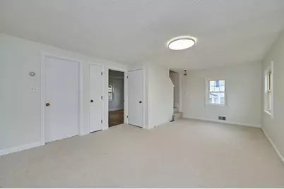 7 Lovett St, Salem, MA 01970 - Photo 4