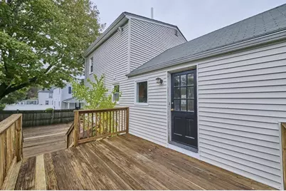 7 Lovett St, Salem, MA 01970 - Photo 22