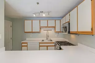 360 Littleton Rd, Chelmsford, MA 01824 - Photo 8