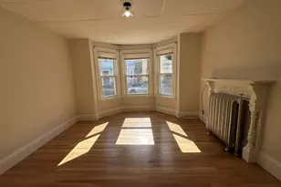 104 Falcon St, Boston, MA 02128 - Photo 2