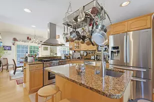 119 North St, Mattapoisett, MA 02739 - Photo 4