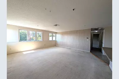 36 Dunham Rd #402, Beverly, MA 01915 - Photo 20