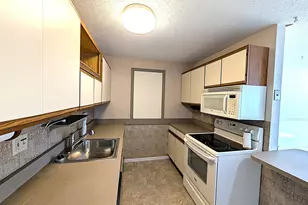 36 Dunham Rd, Beverly, MA 01915 - Photo 8