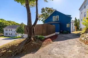 47 Dartmouth St, Worcester, MA 01604 - Photo 36