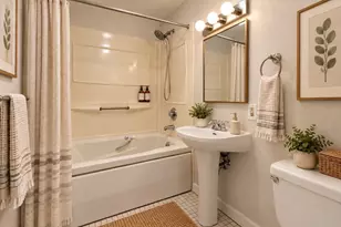 95 Anderer Ln, Boston, MA 02132 - Photo 18