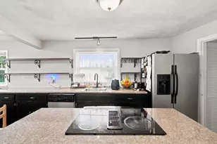 75 Nahant St, Lynn, MA 01902 - Photo 14