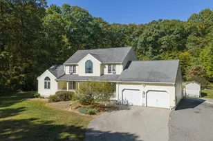 82A Daniels Rd, Charlton, MA 01507 - Photo 2