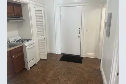 285 Lynn Shore Dr #409, Lynn, MA 01902 - Photo 4
