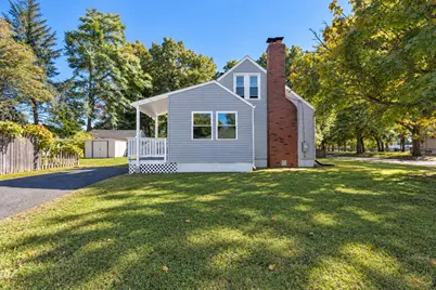 66 Curve St, Springfield, MA 01104 - Photo 6