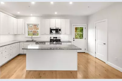 1 Broadway Ave #4, Ipswich, MA 01938 - Photo 10
