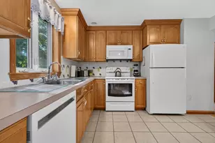 4 Wildwood Terrace, Saugus, MA 01906 - Photo 12