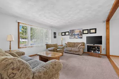 4 Wildwood Terrace, Saugus, MA 01906 - Photo 8