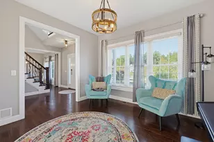190 Hannah Dr, Northbridge, MA 01588 - Photo 6