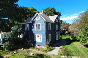 23 Phillips St, Greenfield, MA 01301 - Photo 1