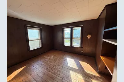23 Phillips St, Greenfield, MA 01301 - Photo 18