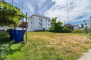 1129 Bedford St, Fall River, MA 02723 - Photo 14