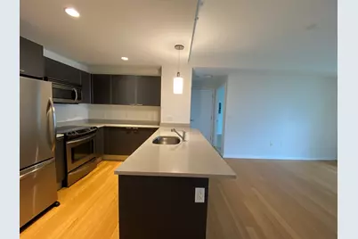 2 Earhart #801, Cambridge, MA 02141 - Photo 2