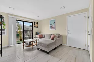 262 E Haverhill St, Lawrence, MA 01841 - Photo 2
