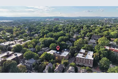 31 Linnaean St #2, Cambridge, MA 02138 - Photo 2