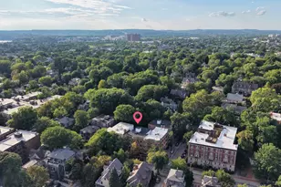 31 Linnaean St, Cambridge, MA 02138 - Photo 2