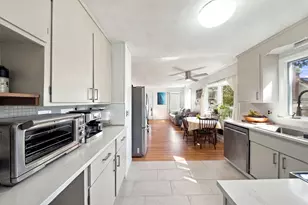 6 Alice St, Revere, MA 02151 - Photo 12
