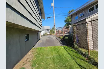75 Standish Rd, Revere, MA 02151 - Photo 30