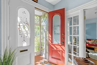 87 Rockland Place, Newton, MA 02464 - Photo 2
