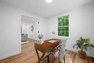 128 Memorial Dr, Shrewsbury, MA 01545 - Photo 12