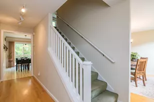 7 Emily Ln, Amherst, MA 01002 - Photo 10