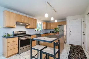 7 Emily Ln, Amherst, MA 01002 - Photo 12