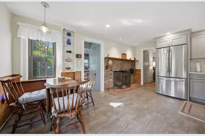 217 Locust St, Danvers, MA 01923 - Photo 6