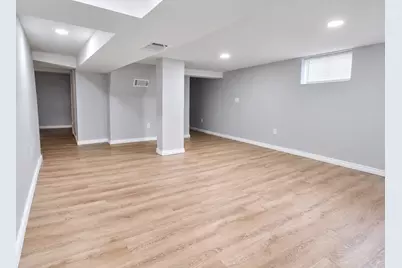 67 Thompson Street, Springfield, MA 01109 - Photo 8