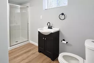 67 Thompson St, Springfield, MA 01109 - Photo 12