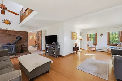 362 Arbor St, Lunenburg, MA 01462 - Photo 6