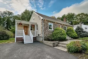 25 Neal St, Walpole, MA 02081 - Photo 2