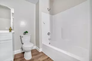127 Centre St, Brockton, MA 02302 - Photo 12