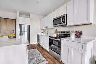 127 Centre St, Brockton, MA 02302 - Photo 4