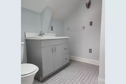 735 Newport Ave #1, Attleboro, MA 02703 - Photo 8