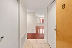 321 Place Ln, Woburn, MA 01801 - Photo 2