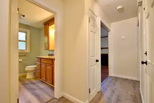 807 Highland St, Northbridge, MA 01534 - Photo 14