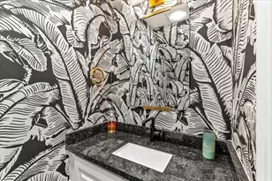 65 Ashland St, Boston, MA 02122 - Photo 10