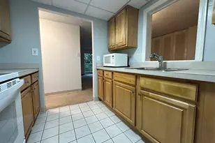 26 Greentree Ln, Weymouth, MA 02190 - Photo 8