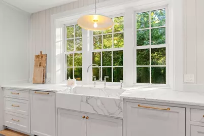 26 Toppans Ln, Newburyport, MA 01950 - Photo 8