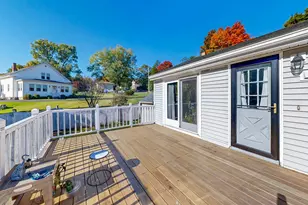 36 Clover Hill St, Marlborough, MA 01752 - Photo 6