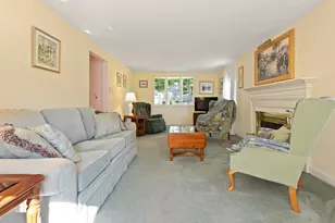 33 Arcadia Rd, Norwood, MA 02062 - Photo 4