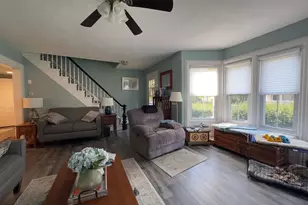 55 School St, Upton, MA 01568 - Photo 4