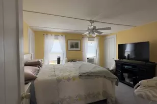55 School St, Upton, MA 01568 - Photo 34