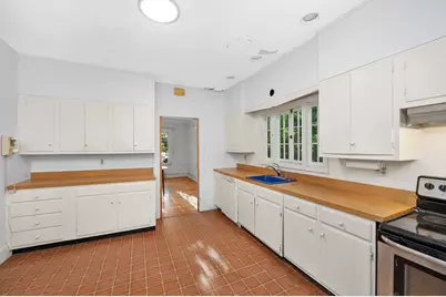 132 Beaumont Ave, Newton, MA 02460 - Photo 14