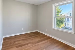 264 Union St, Fall River, MA 02721 - Photo 6
