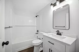 114 Leatherleaf Dr, Springfield, MA 01109 - Photo 6